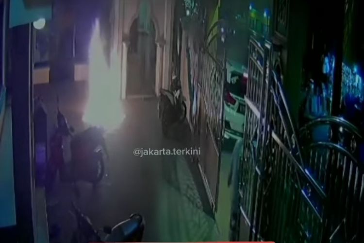 Pelempar Molotov ke Masjid Cengkareng Disebut Gangguan Jiwa, Ini Penjelasannya