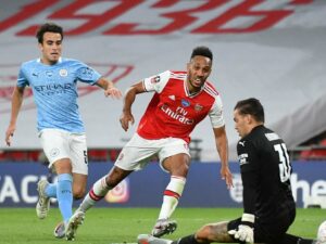 Gulung Arsenal 1-4 di Emirates, Manchester City ke Semifinal Piala Liga Inggris
