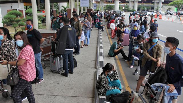 Kritisi Antrean Rapid Antigen di Soetta dan Gambir, Alvin Lie: Siapa Tanggung Jawab?