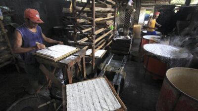 Kedelai Mahal, Perajin Tahu dan Tempe Mogok Produksi Awal Tahun 2021