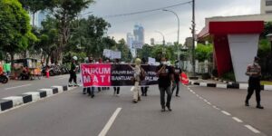 Sambangi KPK, Anak Jalanan Minta Eks Mensos Juliari Batubara Dihukum Mati