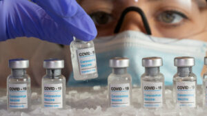 Tolak Vaksinasi COVID-19 Bisa Dipenjara 1 Tahun Atau Denda Rp.100 Juta