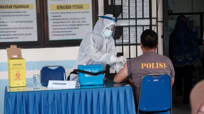 Indonesia Diminta Tak Gugat Produsen Kalau Vaksin COVID-19 Bermasalah