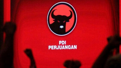 Desakan Untuk Bubarkan PDIP Terus Berlanjut