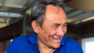 Andi Arief: Kalau Pemerintah Menyerah dan Letoy Hadapi Pandemi, Lambaikan Tangan ke Kamera