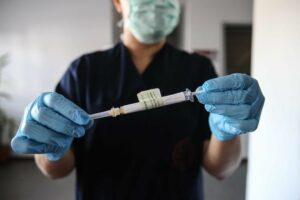 Gubernur Banten Wahidin Halim Bakal Disuntik Vaksin Pfizer, Ini Alasannya