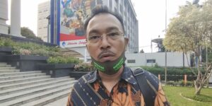 Gerakan Nasional Wakaf Uang, Iwan Sumule: Ajakan Mulia Sekaligus Ungkap Negara Bangkrut?