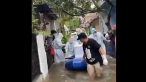 Viral! Polisi Rampas Hp Warga Saat Rekam Evakuasi Jenazah, Publik Kecewa