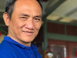 Andi Arief Minta Sri Mulyani Klarifikasi Dana Haji Digunakan Untuk Tambal APBN