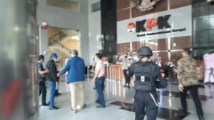 KPK Periksa Bupati Semarang Terpilih, Ngesti Nugraha Terkait Suap Bansos Kemensos