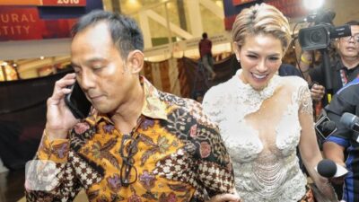 Rumah Dipo Latief Didatangi Polisi, Nikita Mirzani Minta Kooperatif Serahkan Diri