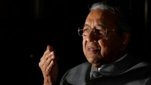 PDRM Ungkap 3 Pria Ditangkap Berencana Bunuh Eks PM Mahathir, Salah Satunya WNI