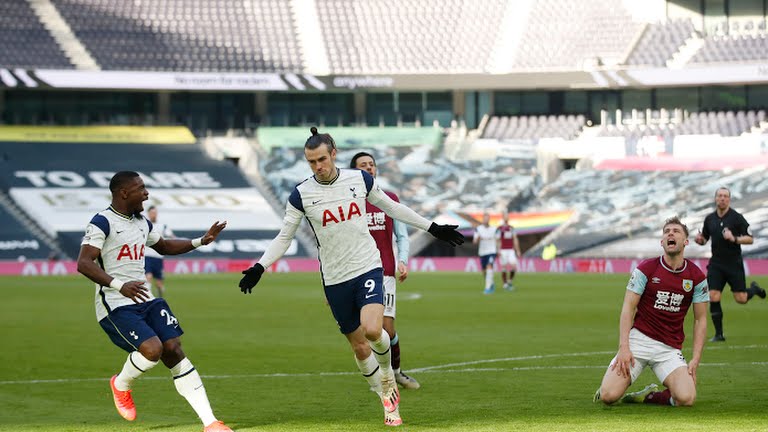 Sepasang Gol Gareth Bale Bawa Tottenham Hotspur Bantai Burnley 4-0