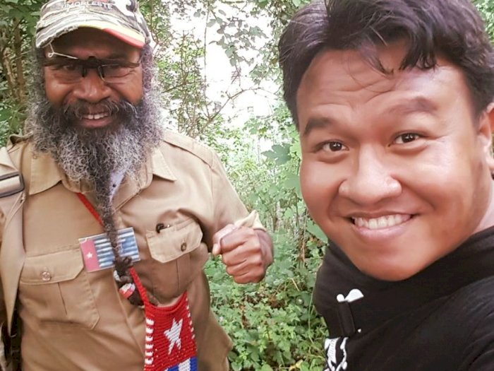 Politik Alkohol di Papua, Filep Karma: AS Tindas Indian Dengan Alkohol, Juga Australia Tindas Aborigin