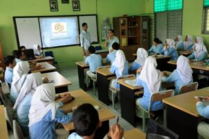 Tak Masuk Kuota Rekrutmen Satu Juta Guru PPPK, Guru Agama Ancam Mogok Masal Mengajar