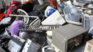 Peluang Bisnis Baru Limbah Elektronik Indonesia Berpotensi Raup Rp.200 Triliun