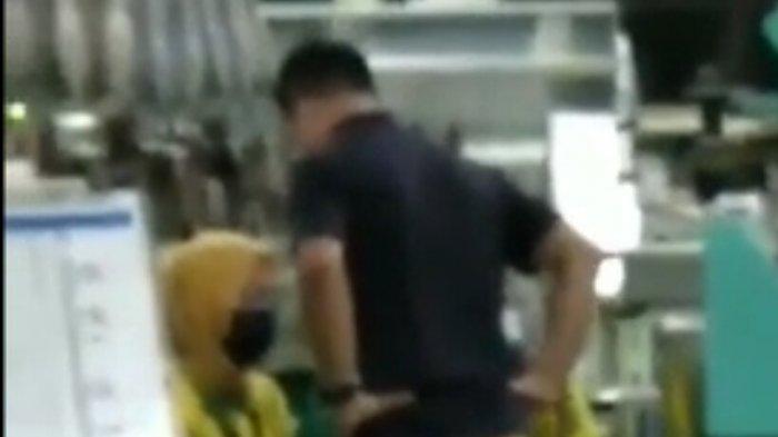 Viral! Video TKA Asal Korea Marah Tendang Karyawan Lokal di Subang, Langsung Dipecat