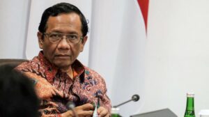 Demi Selamatkan Rakyat, Mahfud MD: Boleh Langgar Konstitusi