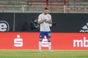 Bek Schalke 04, Shkodran Mustafi: Islam Bantu Saya Jadi Individu Yang Lebih Baik