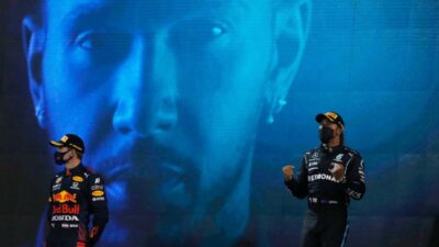 Hamilton Nantikan Duel Sengit Dengan Verstappen di F1 2021