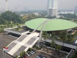DPR Jadi Relawan Vaksin Nusantara, Peneliti Formappi Lucius Karus: Politisasi Vaksin