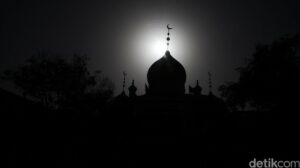 Muhammadiyah Mundurkan Waktu Imsakiah 8 Menit, Bagaimana Waktu Berbuka?