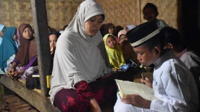 Menuju Tangerang Religi, Bupati Ahmed Zaki Iskandar Gelontorkan Rp.4,9 Miliar Untuk Guru Ngaji