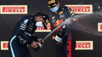 Max Verstappen Girang Bisa Adu Cepat Dengan Lewis Hamilton