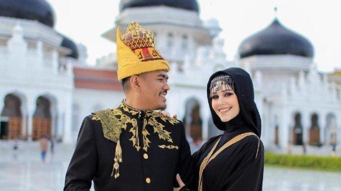 Viral! Kisah Cinta 17 Ribu Km, Model Cantik Asal Perancis Nikahi Pria Aceh dan Jadi Mualaf