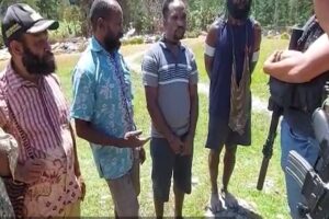 Coreng Adat dan Agama, Pendeta Julukoma Ungkap OPM Perkosa Gadis-Gadis Desa Papua