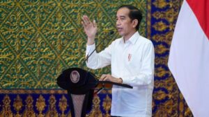 Jokowi Bentuk Badan Baru Lagi, Semua Produk Harus Bersertifikat Halal