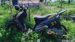 Misteri Motor Yang 6 Tahun Terparkir di Pinggir Jalan Klaten