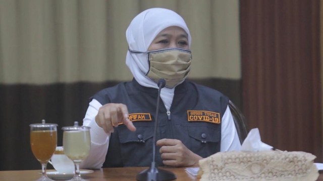 Ultahnya Bikin Kerumunan, Epidemiolog UI: Jokowi Harus Beri Sanksi ke Khofifah