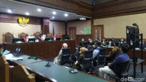 Jaksa Bingung, Stafsus Cantik Edhy Prabowo Digaji Rp.31 Juta Hanya Untuk Pilah Surat dan Dokumen
