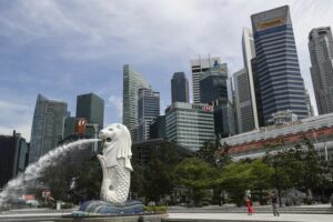 Kasus COVID-19 Melonjak Lagi, Singapura Kembali Lockdown Parsial Sebulan