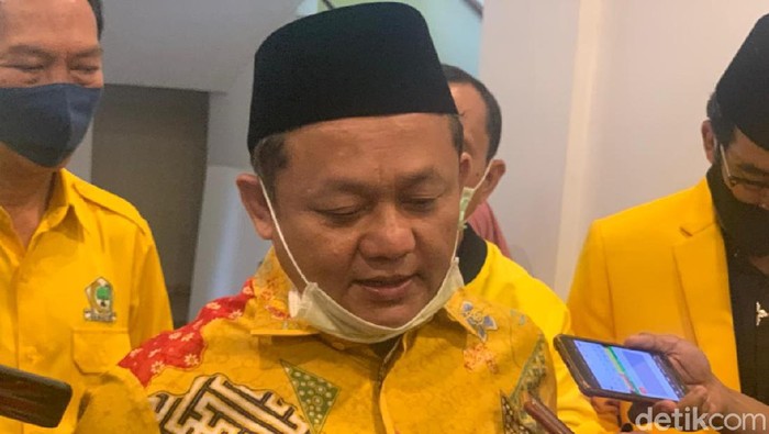 Mikul Dhuwur Mendhem Jeru Ala Soeharto di Mata Ketua Golkar Jatim Sarmuji