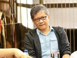 Jualan Isu Radikalisme, Rocky Gerung Curiga PDIP Ingin Jadi Partai Tunggal