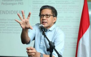 Rocky Gerung: Nasib Manusia Ditentukan Di Langit, Tapi Negara Memperburuk Nasib Kita