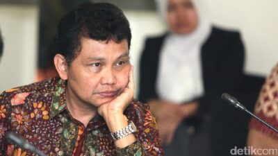 TKA China Terus Banjiri RI, Anas Thahir: Nggak Bisa Ditunda Barang Sedetik?