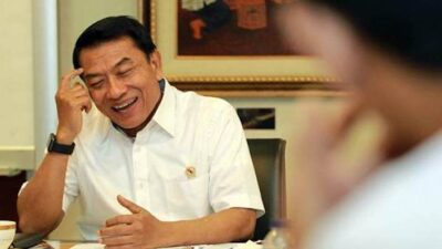 Lalat Politik Moeldoko
