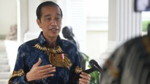 Abdillah Toha: Jokowi Dikelilingi Oligarki Rakus dan Politisi Korup, Bersihkan!