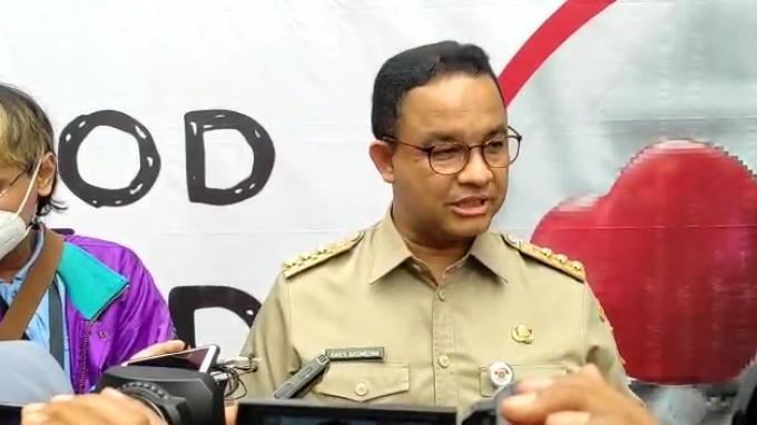 Kasus COVID-19 Melonjak, Anies Baswedan Borong Tabung Oksigen Medis Dari Tangerang