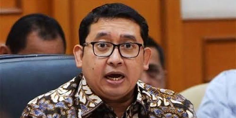 Fadli Zon: Dianggap Pahlawan Gaji Nakes Inggris Dinaikkan, Di Indonesia Insentif Belum Juga Dibayar