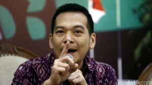 Daniel Johan Tantang Abdillah Toha Buka Identitas Politisi Korup di Sekeliling Jokowi