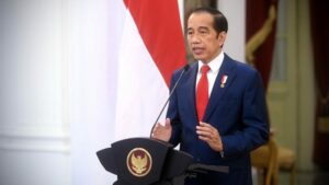 Sebut Jokowi Kelelahan Mental, Rocky Gerung: Dia Sudah Tak Percaya Lagi Pada Kabinetnya