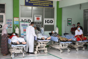 PB IDI: Fasilitas Kesehatan RI Sudah Kolaps Akibat Ledakan Pasien COVID-19