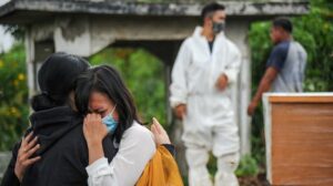 Soal Pungli Pemakaman Jenazah COVID-19 di TPU Cikadut Bandung, Ridwan Kamil Minta Maaf