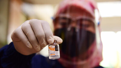 Penelitian di China: Antibodi Menurun 6 Bulan Usai Divaksin 2 Dosis Sinovac