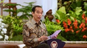 DPR Tolak Perpres Jokowi Ancam Sanksi Warga Yang Tolak Vaksinasi COVID-19