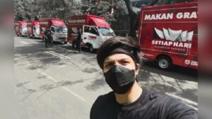 Borong 5 Food Truck, Atta Halilintar Bagikan Nasi Padang Gratis Untuk Masyarakat se-Jabodetabek